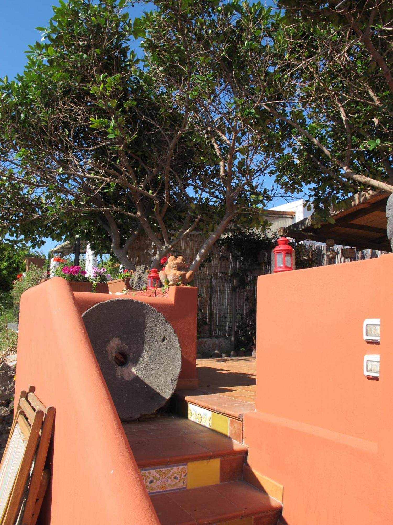 Villino Miraglia Lingua Exterior foto